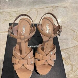 Saint Lauren Patent Tribute Platform Sandal